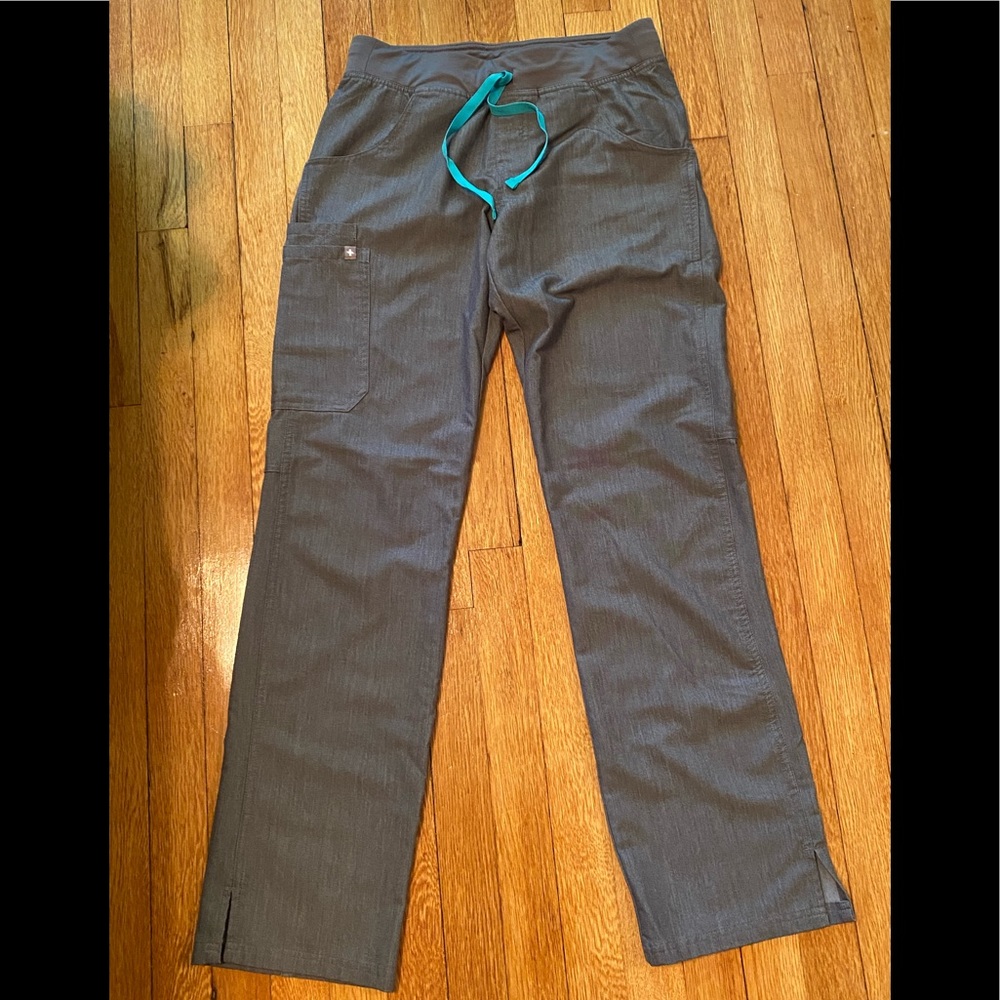 Figs Kade Cargo Scrub Pant